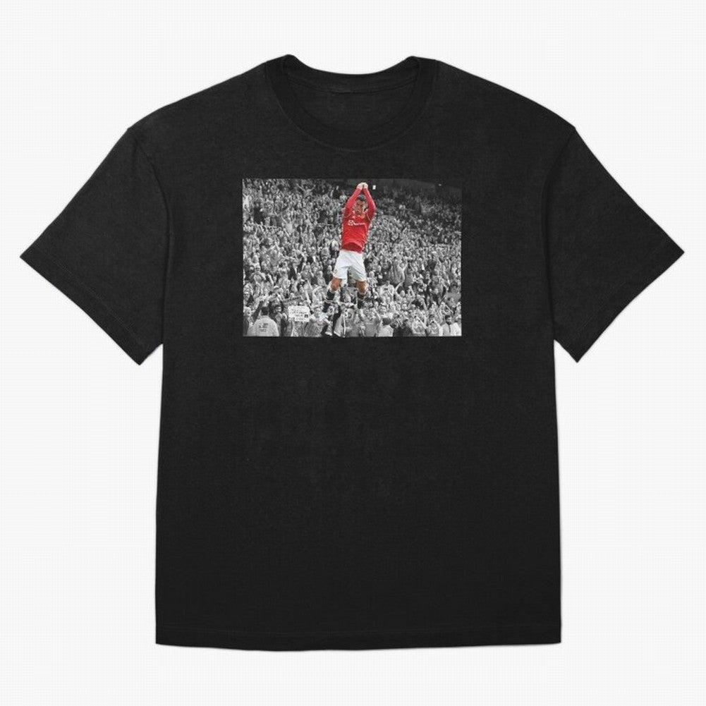 CR7 celebration Oversized T-Shirt Honor the Beautiful Game during Match Day Hype around FIFA World Cup 2026, Mbappe, England, Classic Soccer Heritage, Championship Pressure, Fan Loyalty and International Pride; Ideal for Fans Who Follow Messi,