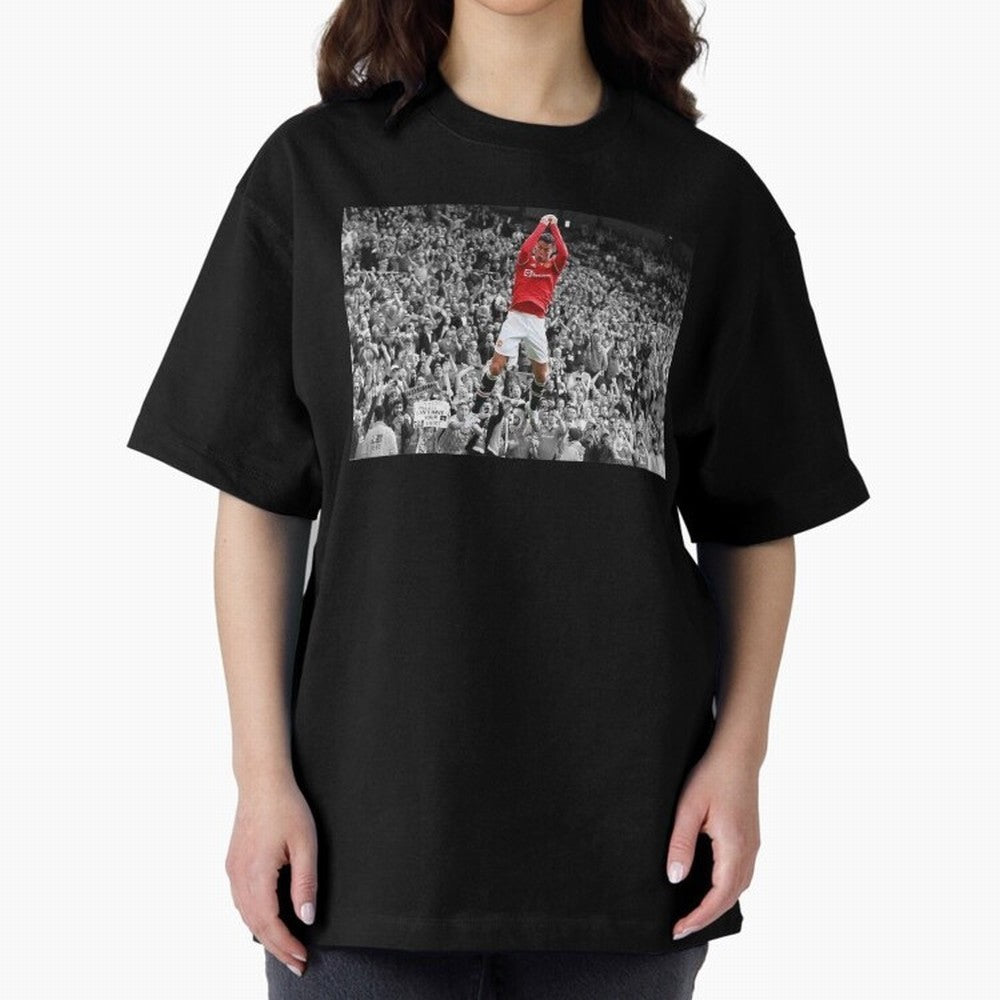 CR7 celebration Oversized T-Shirt Honor the Beautiful Game during Match Day Hype around FIFA World Cup 2026, Mbappe, England, Classic Soccer Heritage, Championship Pressure, Fan Loyalty and International Pride; Ideal for Fans Who Follow Messi,