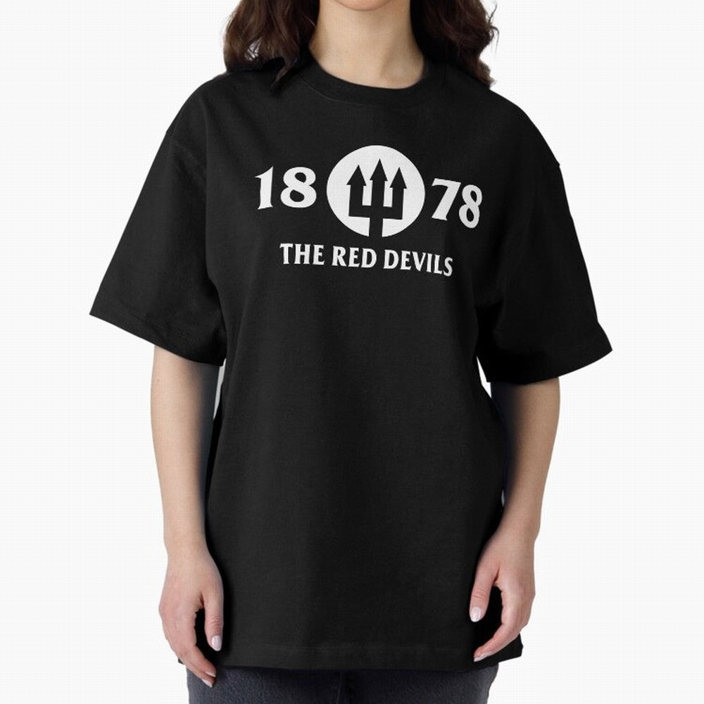 Manchester United The Red Devils Oversized T-Shirt Celebrate the Stars of the FIFA World Cup 2026 Journey through Messi, CR7 and Mbappe Highlights, England Pride, Worldwide Fan Energy, Dramatic Goals, Stadium Lights and Championship Celebrations;