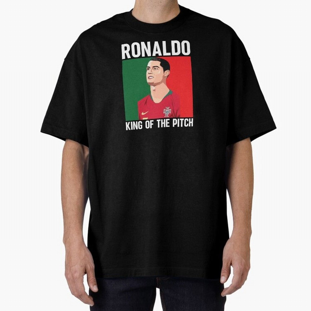 Ronaldo: King Of The Pitch Oversized T-Shirt Turn Every Weekend Toward FIFA World Cup 2026 USA Canada Mexico for Fans of Messi and Cristiano Ronaldo and France, Bringing Football History, Final Match Energy, Crowd Noise and Once in a Lifetime