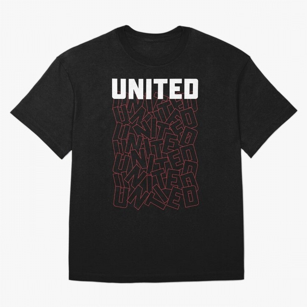 Manchester United Oversized T-Shirt Cheer for FIFA World Cup 2026 Spirit, Inspired by Portugal, Spain and Germany, Mbappe, Worldwide Fan Energy, Dramatic Goals, Stadium Lights and Championship Celebrations; Ideal for Fans Who Follow Messi,