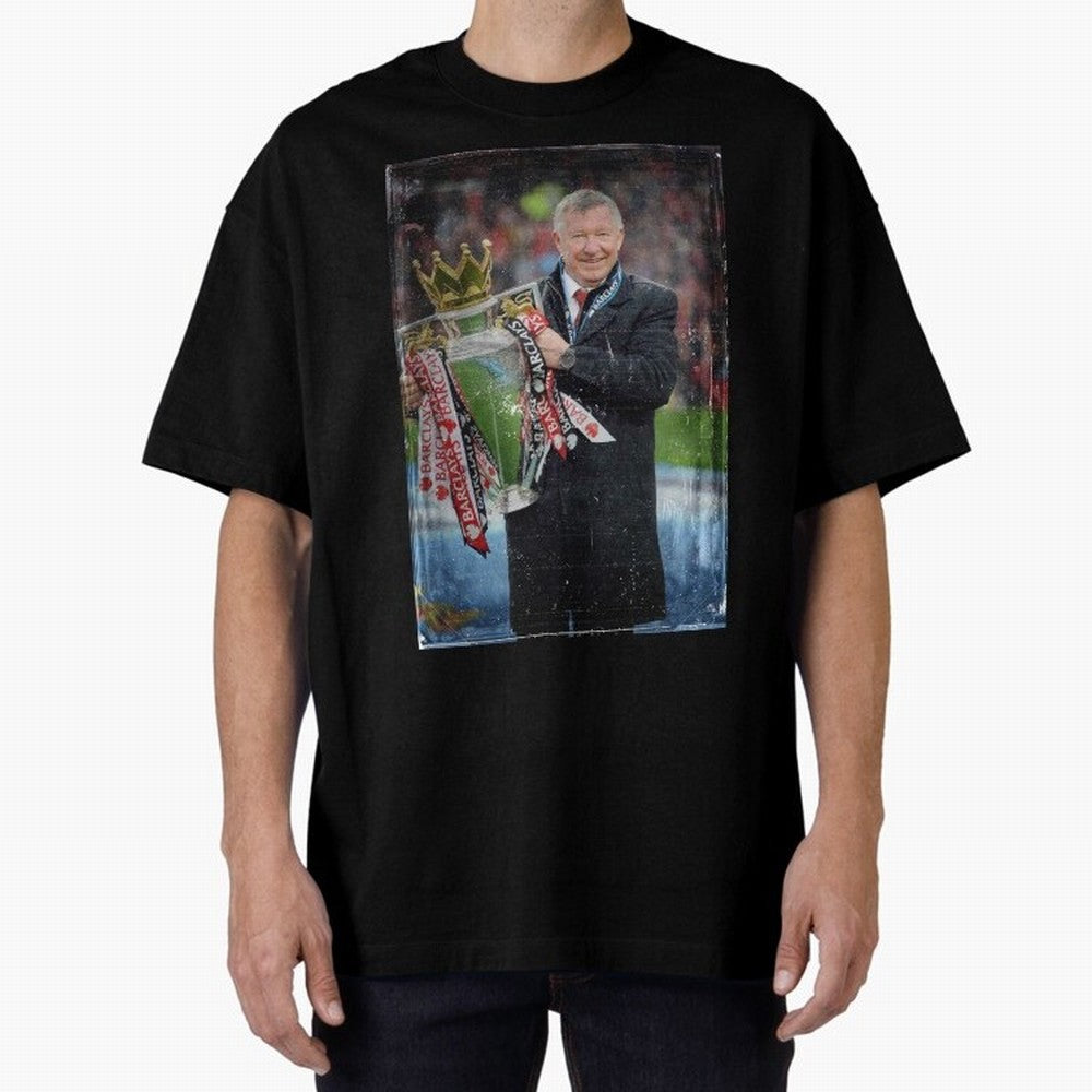 Sir Alex Ferguson Champion Oversized T-Shirt Feel the Roar of FIFA World Cup 2026 with Messi, Neymar and Mbappe, Argentina, France and Brazil Energy, Championship Spirit, Famous Goals, Roaring Crowds and International Football Unity; Great for