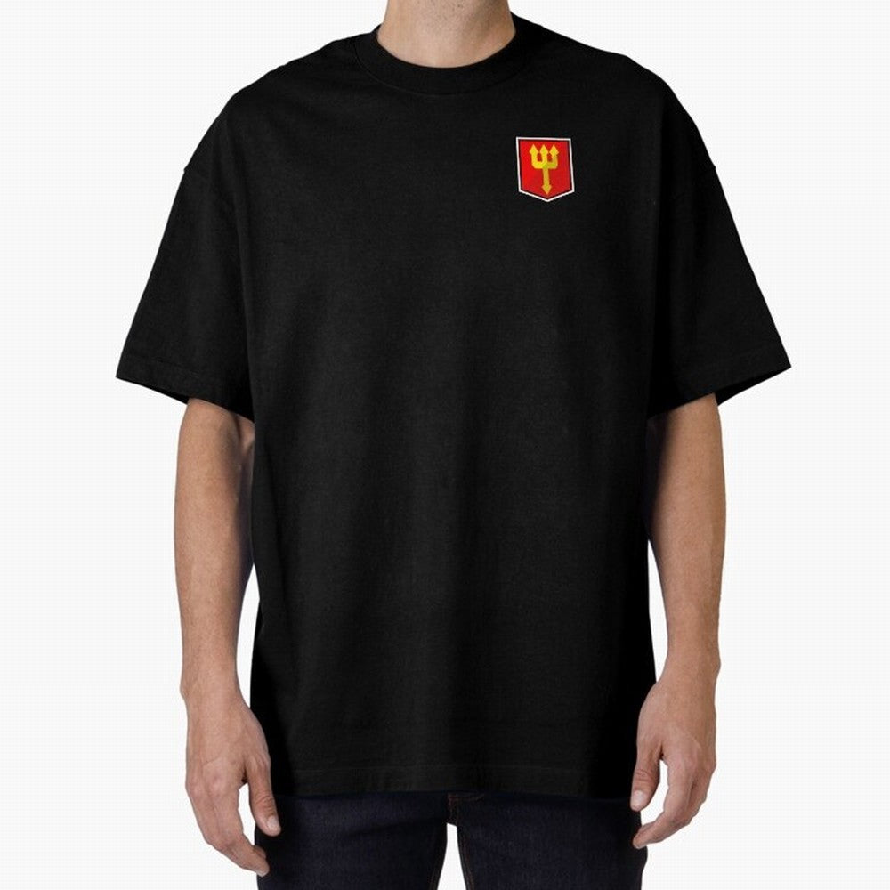 Simple Badge Design Manchester United - The Red Devils Trident Oversized T-Shirt Represent Fans Who Live for the FIFA World Cup 2026 Group Stage Journey through Cristiano Ronaldo, Haaland and CR7 Highlights, France Pride, Stadium Memories, Football