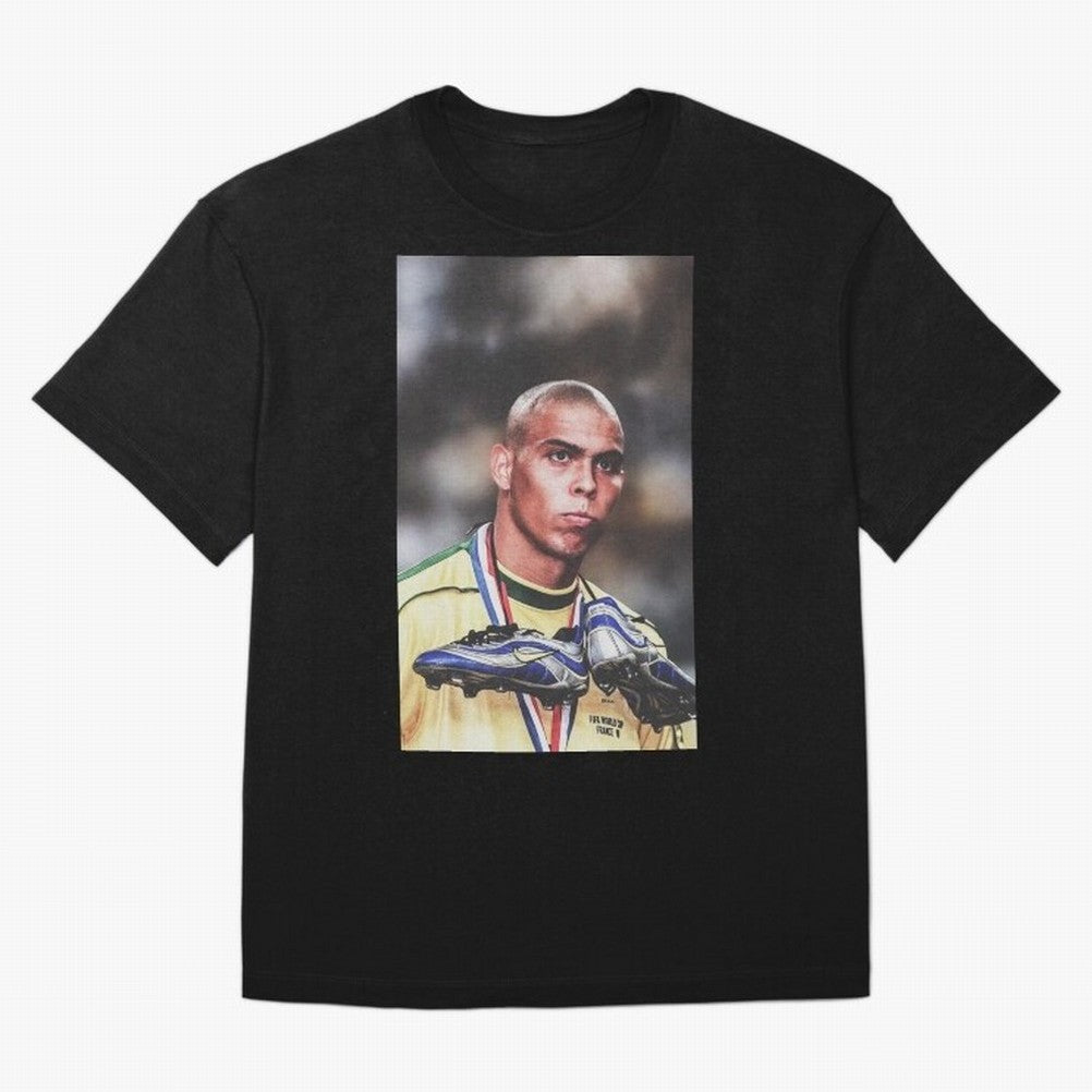 Ronaldo Luis Nazario de Lima Art Oversized T-Shirt Capture FIFA World Cup 2026 Group Stage with Haaland and Mbappe, France Energy, Championship Spirit, Famous Goals, Roaring Crowds and International Football Unity; Great for Watch Parties, Sports