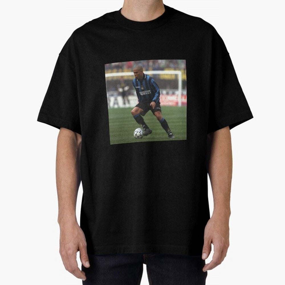 R9 Oversized T-Shirt Celebrate National Team Dreams in FIFA World Cup 2026 Spirit, with France, Messi, Vintage Soccer Flavor, Modern Football Stars, National Flags and Final Night Emotion; Made for Collectors Who Enjoy Iconic Players, Country