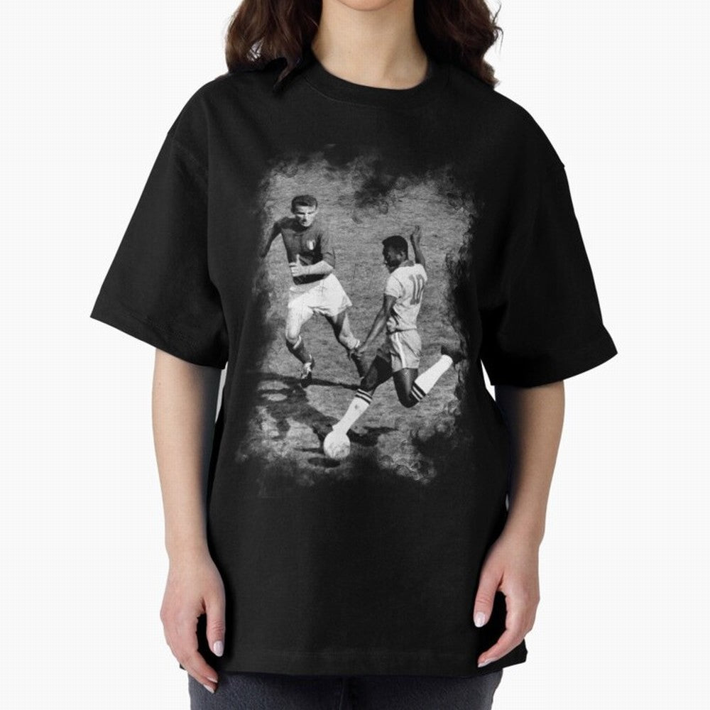 Pele Oversized T-Shirt Follow Every Goal of Match Day Hype around FIFA World Cup 2026, CR7, England, France and Netherlands, Retro Football Energy, Iconic Rivalries, Trophy Chase Drama and Stadium Atmosphere; Ideal for Football Dads, Football Moms,