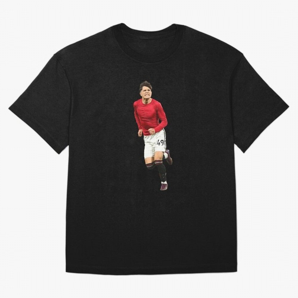 Alejandro Garnacho celebration Oversized T-Shirt Elevate FIFA World Cup 2026 Group Stage Centered on CR7, England and Germany Energy, Global Supporter Spirit, Legendary Goals, National Colors and Tournament Celebration; Made for Die Hard