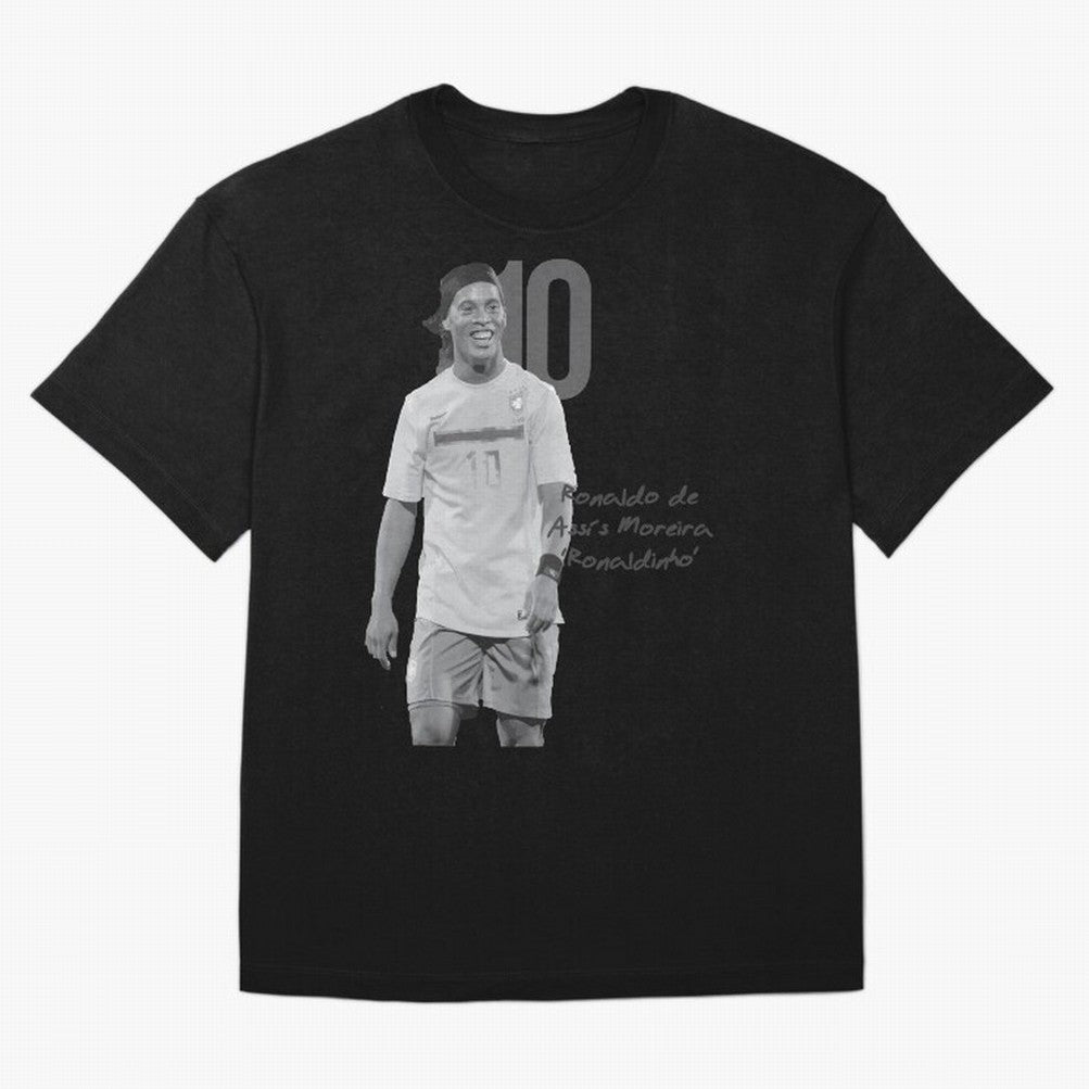 Ronaldo de Assis Moreira Ronaldinho Oversized T-Shirt Feel International Energy from Global Football Passion for FIFA World Cup 2026 USA Canada Mexico, Made for Messi, Neymar and Mbappe, Argentina, Goal Celebration Energy, Supporter Heritage,
