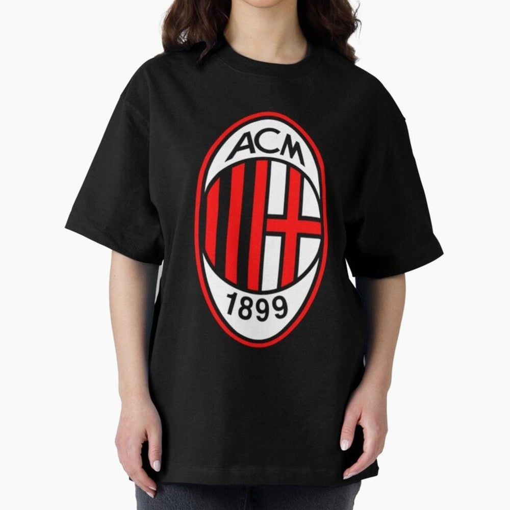 AC Milan Classic . Oversized T-Shirt Cheer for FIFA World Cup 2026 Spirit, Highlighting Portugal, Messi, CR7 and Mbappe, Championship Spirit, Famous Goals, Roaring Crowds and International Football Unity; Ideal for Fans Who Follow Messi, Cristiano