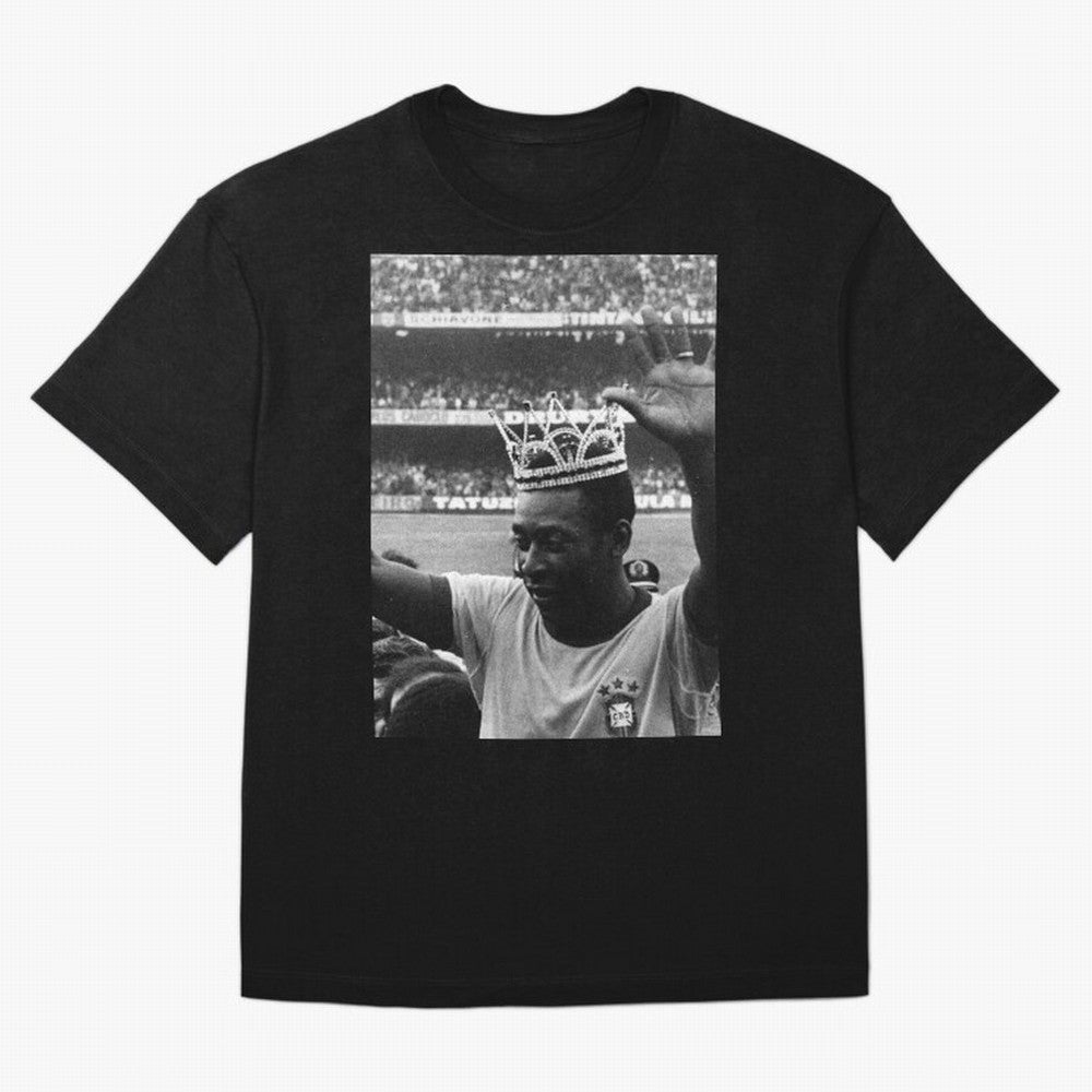 Pel¨¦ wears the crown Classic T-Shirt Bring FIFA World Cup 2026 Highlighting Cristiano Ronaldo, Haaland and CR7, Argentina Energy, Goal Celebration Energy, Supporter Heritage, Football Icons and Worldwide Tournament Joy; Perfect for Fans,