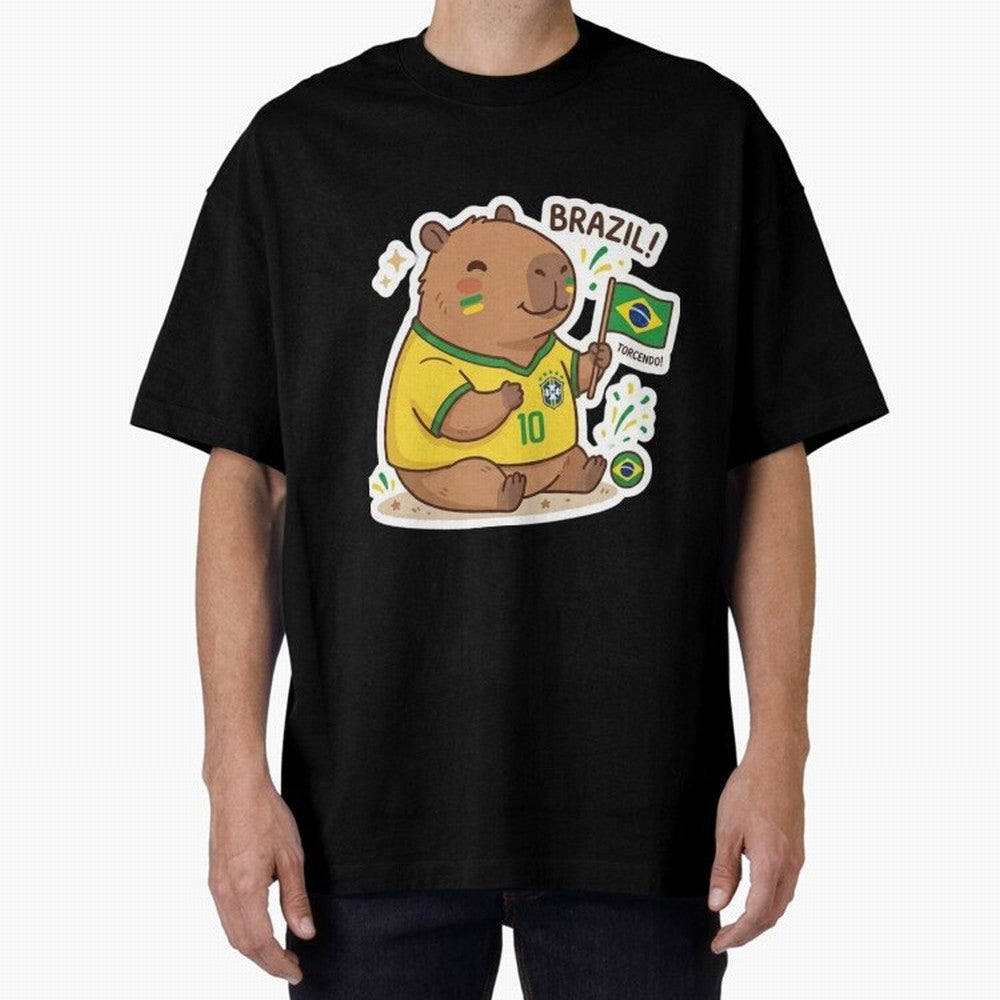 Capivara Torcedora Oversized T-Shirt Share the Excitement of FIFA World Cup 2026 Group Stage for Fans of Messi, Neymar and Mbappe and Spain, Bringing Classic Soccer Heritage, Championship Pressure, Fan Loyalty and International Pride; Perfect for