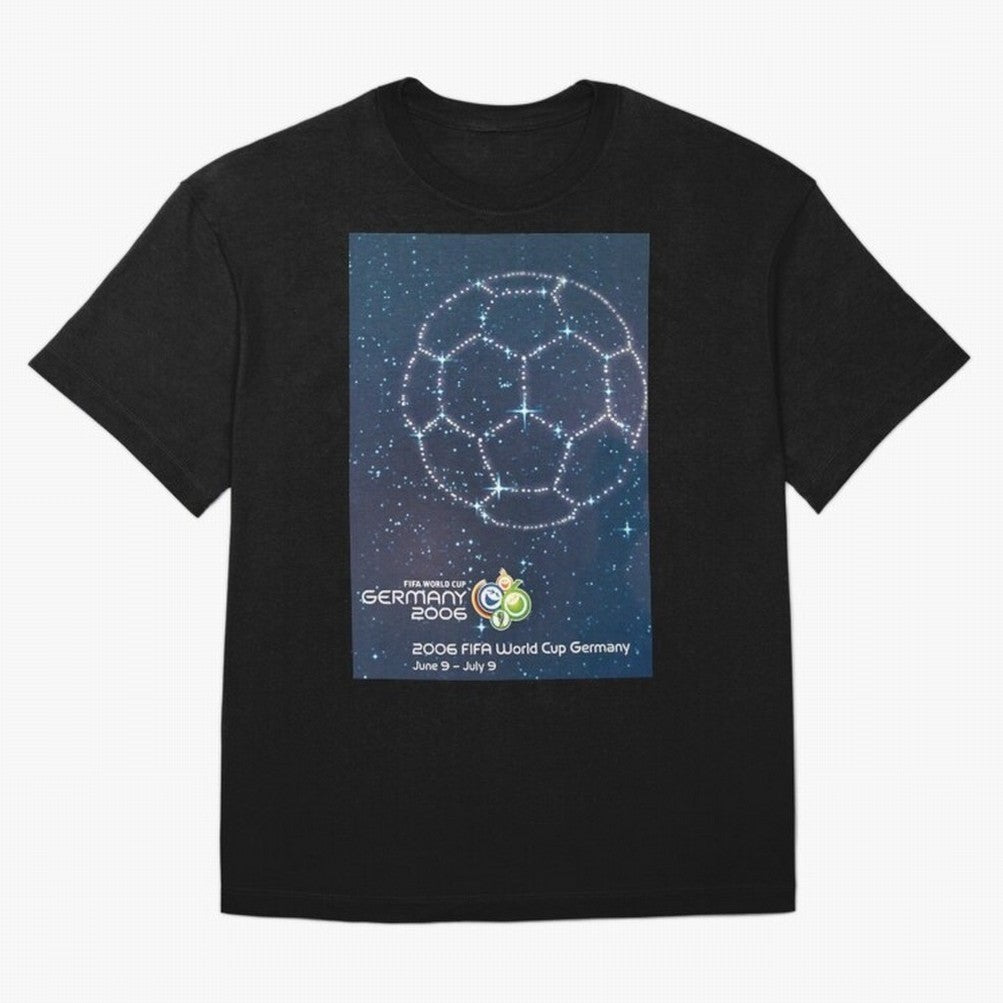 World Cup Germany 2006 v2. Oversized T-Shirt Show Fan Pride Across the FIFA World Cup 2026 Journey through Haaland and Mbappe Highlights, Portugal Pride, Champion Mindset, Group Stage Buzz, Knockout Tension and Passionate Fan Culture; Perfect for